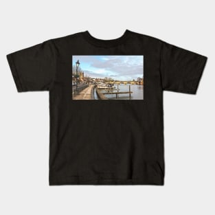 Henley Riverside With a Wonky Lamp Kids T-Shirt